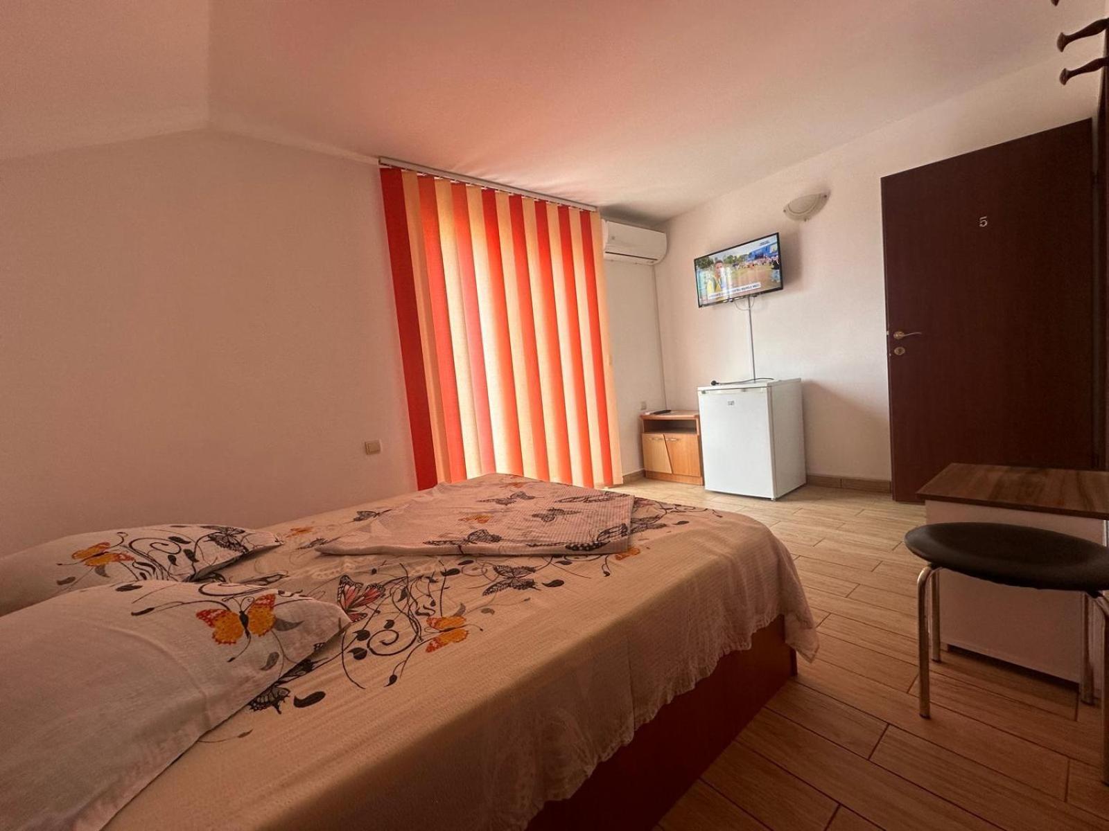 Vila Lucy Costinesti Hotel Bagian luar foto