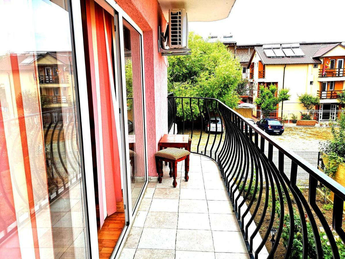 Vila Lucy Costinesti Hotel Bagian luar foto
